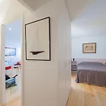 Apartman Large Pleasant Alcove In Center